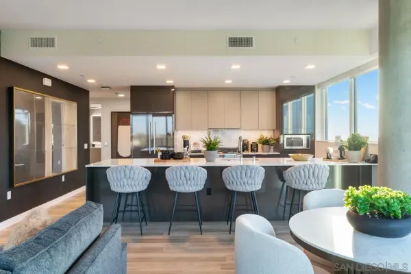$4,506 | 525 Olive, Unit 1806, San Diego, CA 92103