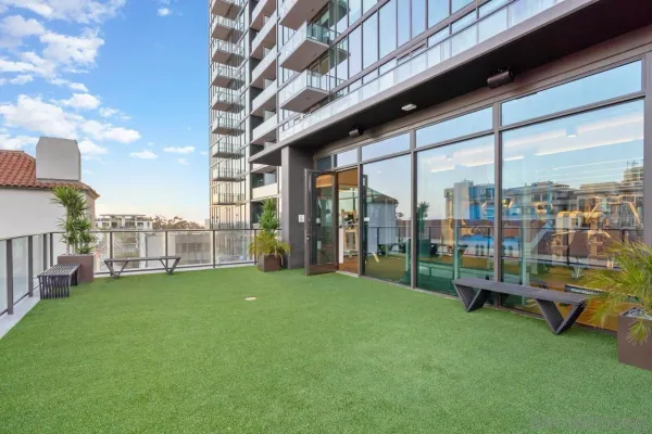 $4,506 | 525 Olive, Unit 1806, San Diego, CA 92103