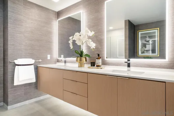 $4,506 | 525 Olive, Unit 1806, San Diego, CA 92103