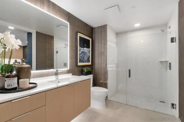 $4,506 | 525 Olive, Unit 1806, San Diego, CA 92103