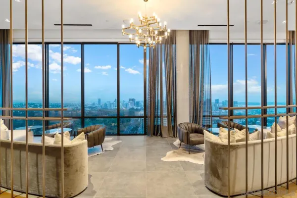 $4,506 | 525 Olive, Unit 1806, San Diego, CA 92103