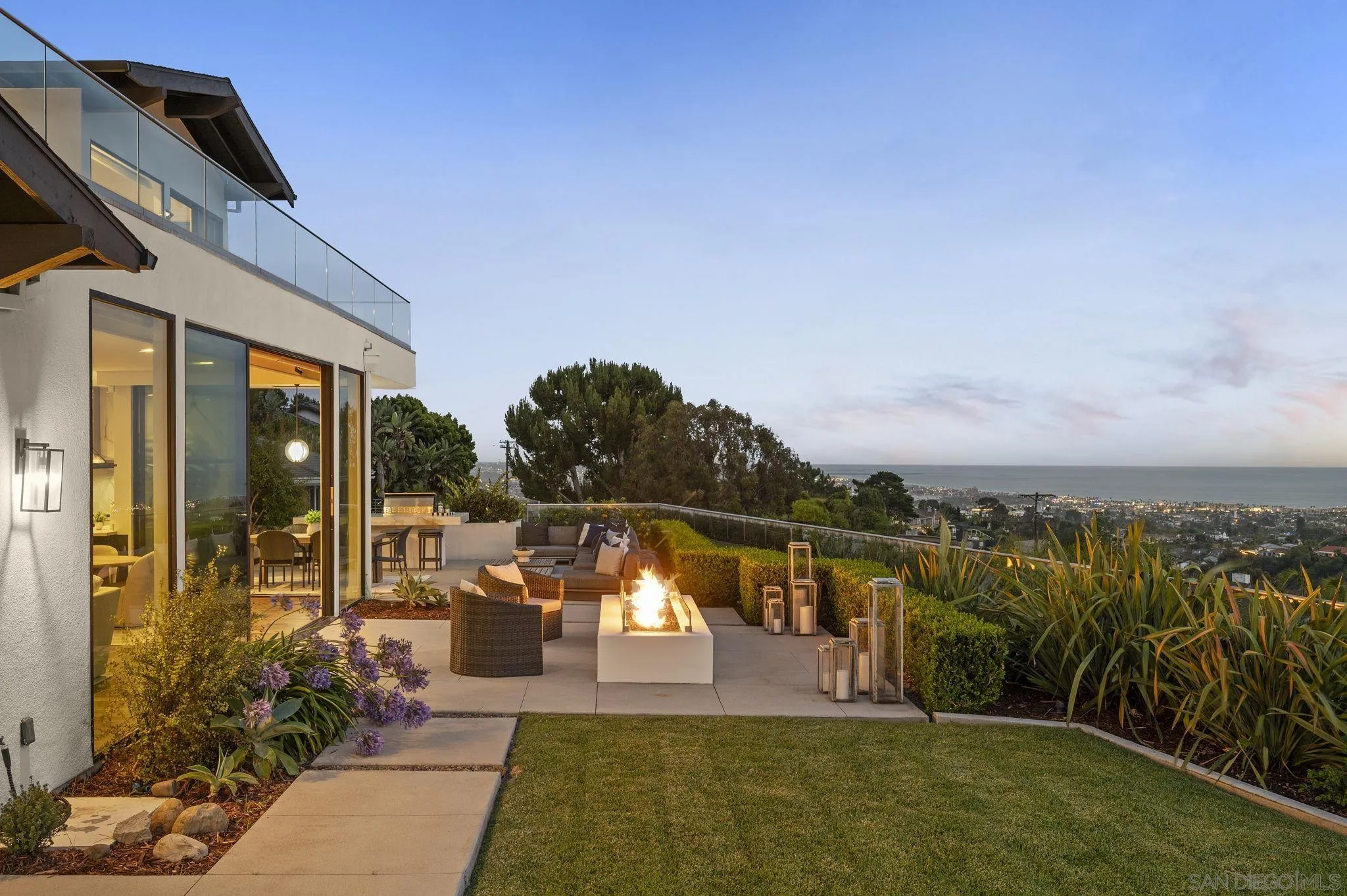 5594 Soledad Road La Jolla, CA 92037 - Photo 17 of 33