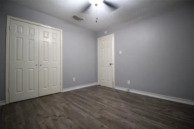 $1,950 | 20074 Crazy Horse Cir Drive, Katy, TX 77449