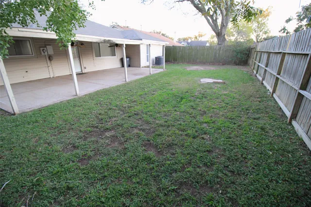 $1,950 | 20074 Crazy Horse Cir Drive, Katy, TX 77449