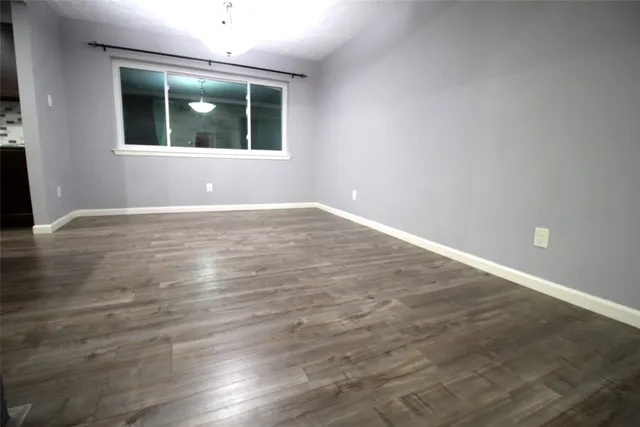 $1,950 | 20074 Crazy Horse Cir Drive, Katy, TX 77449