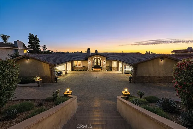 $3,275,000 | 1542 La Loma Drive, North Tustin, CA 92705