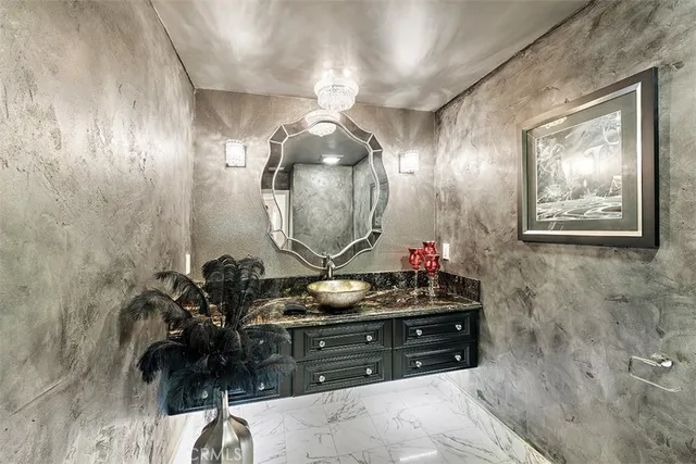 $3,275,000 | 1542 La Loma Drive, North Tustin, CA 92705