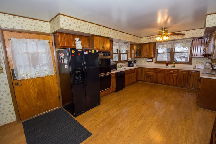11102 East Cherokee Road Walkerton, IN 46574 - Photo 12 of 30 Gallery Image 12