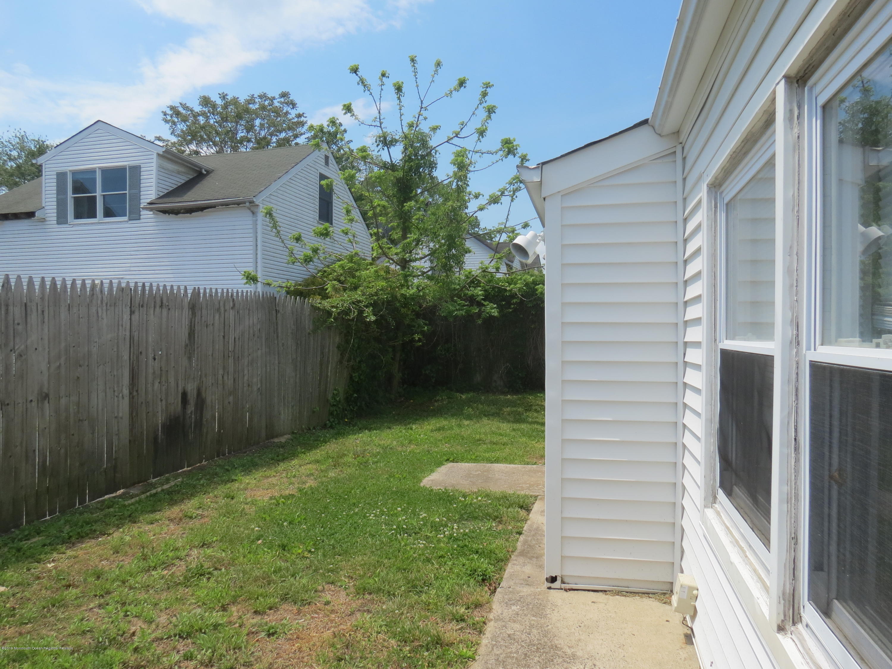 2411 Old Mill Road Spring Lake Heights, NJ 07762 - Photo 4 of 26 0520 - side x market