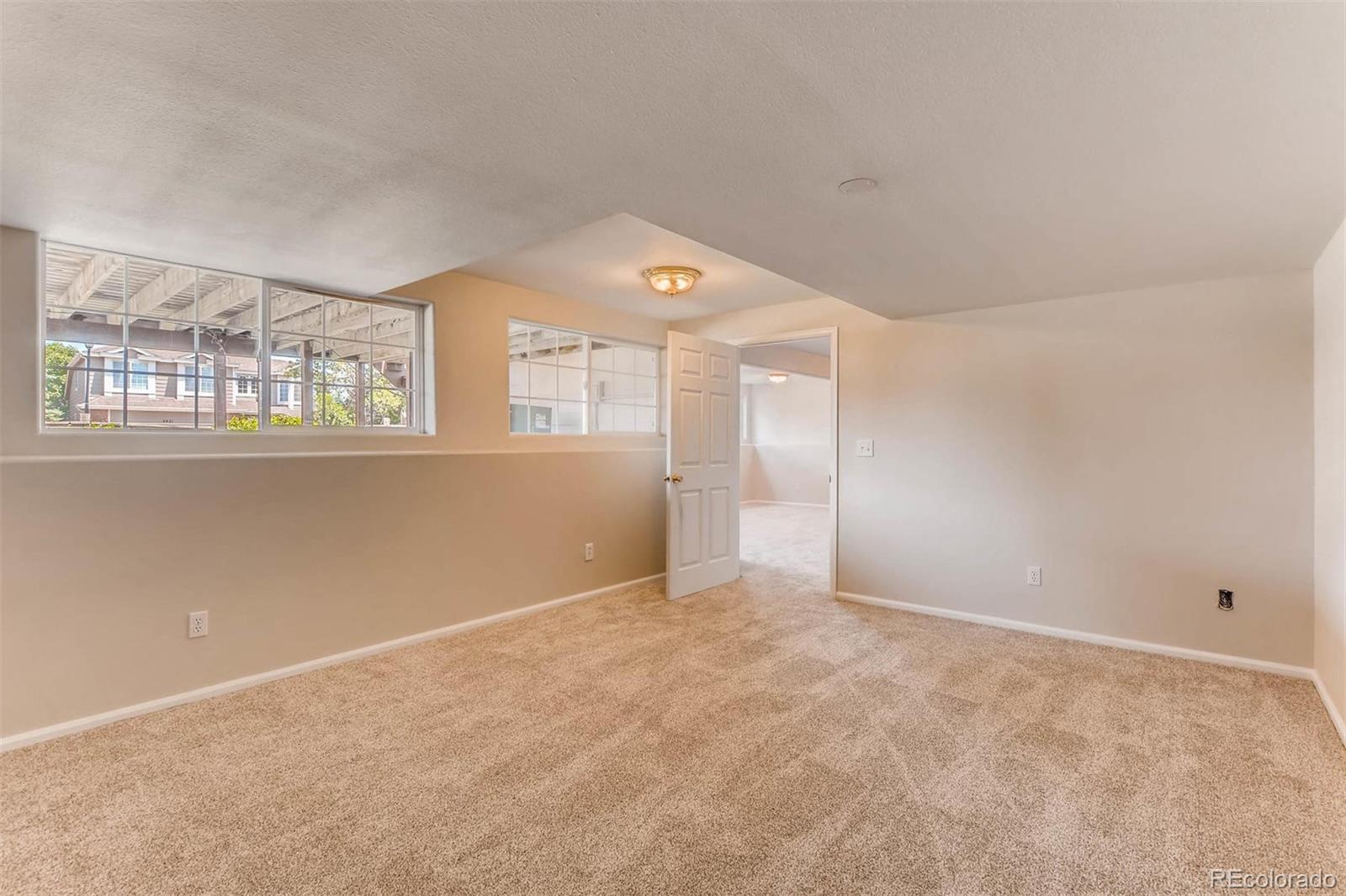 2843 West Painted Cayon Way Highlands Ranch, CO 80129 - Photo 31 of 35 Gallery Image 31