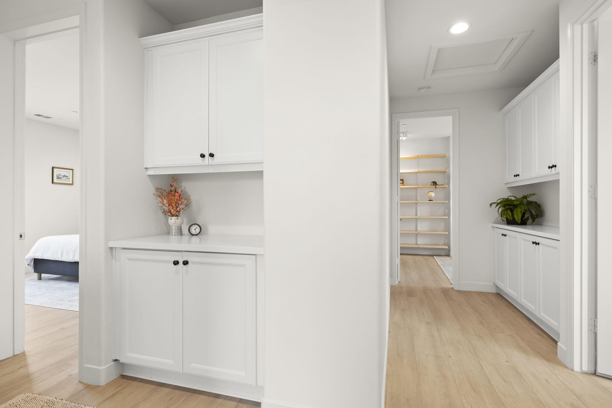 2339 Nicklaus Street Oxnard, CA 93036 - Photo 29 of 50 a view of kitchen with white cabinets