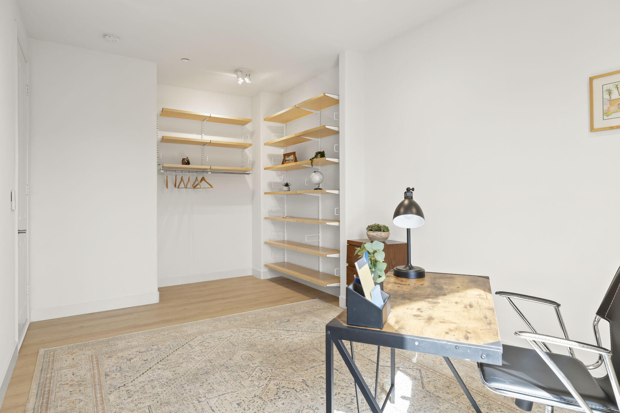 2339 Nicklaus Street Oxnard, CA 93036 - Photo 31 of 50 a view of a workspace