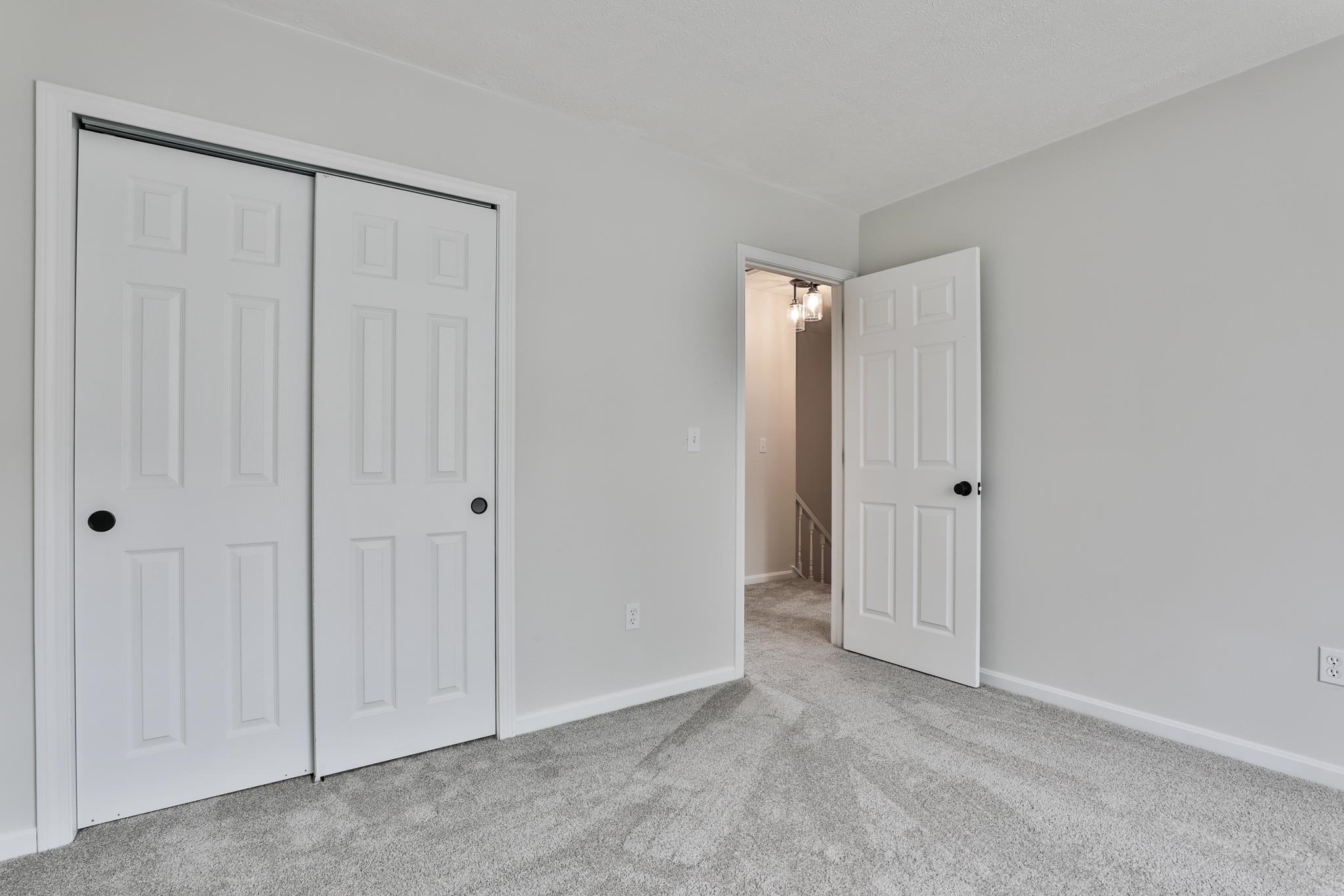 79 Middlesex Road Merrimack, NH 03054 - Photo 22 of 35