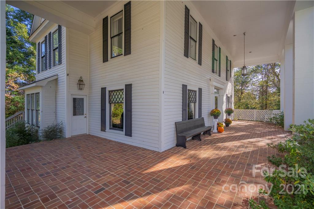 925 Hart Road Woodleaf, NC 27054 - Photo 5 of 38