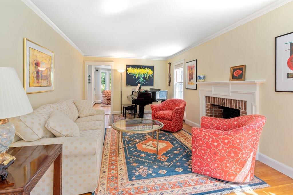 79 Scott Road Belmont, MA 02478 - Photo 3 of 26