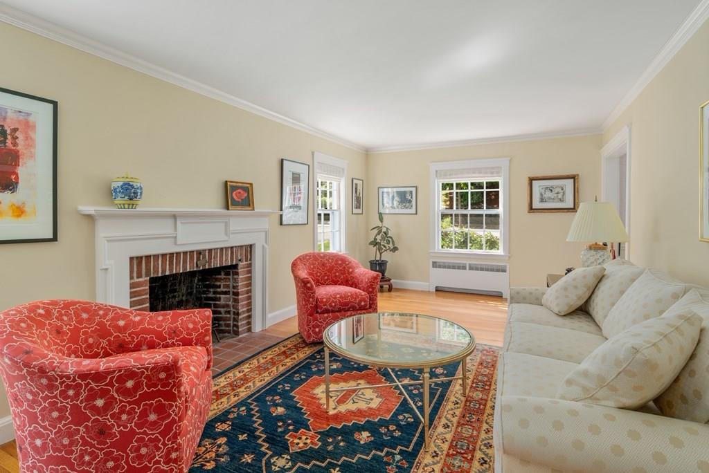 79 Scott Road Belmont, MA 02478 - Photo 5 of 26