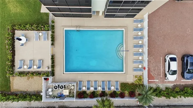 $9,500 | 10475 Gulf Shore Drive, Unit 132, Naples, FL 34108