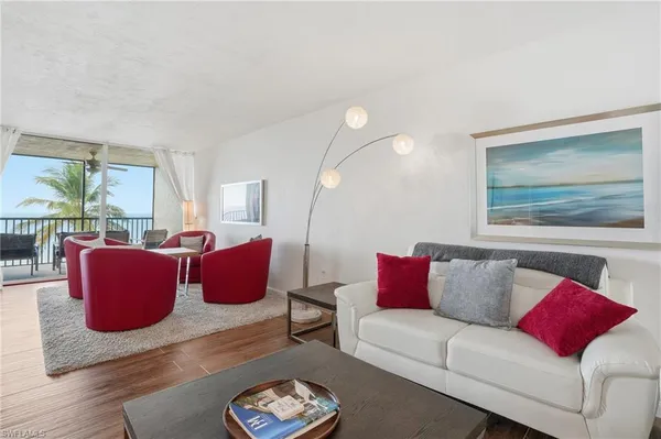 $13,000 | 10475 Gulf Shore Drive, Unit 132, Naples, FL 34108