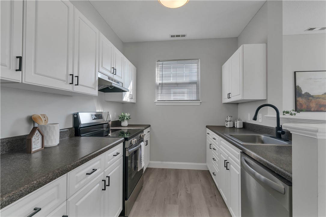 90 Mill Street, Unit 202 Woonsocket, RI 02895 - Photo 3 of 23