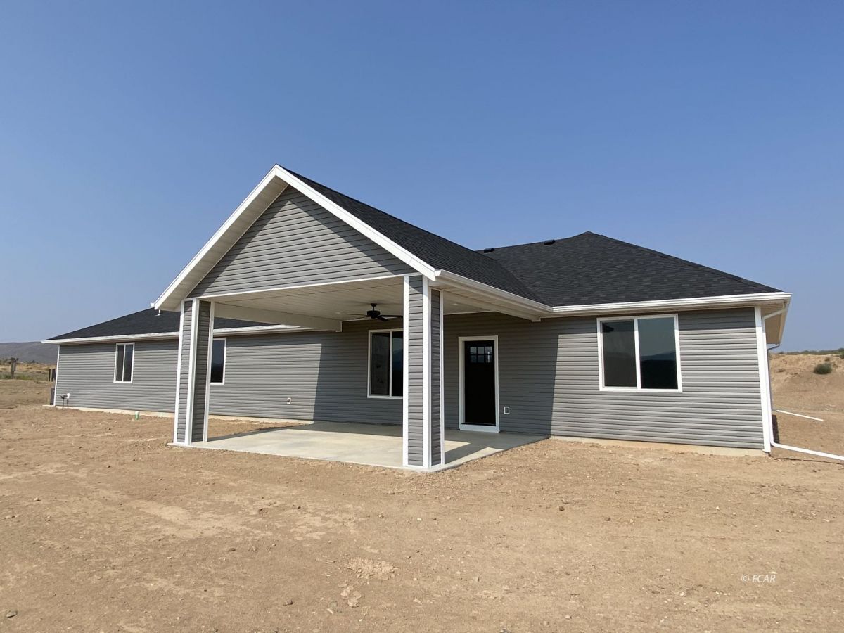 599 Stageline Loop Elko, NV 89801 - Photo 28 of 29 Gallery Image 28