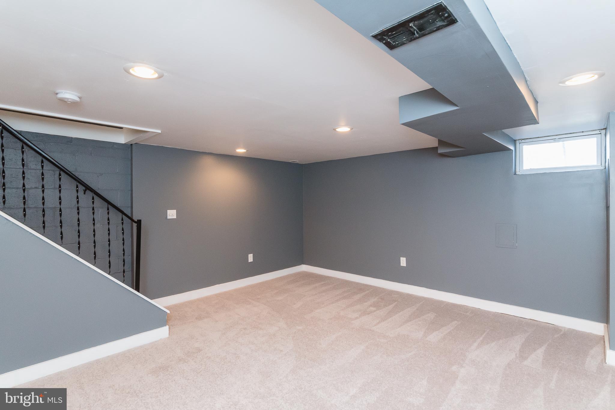 352 Grovethorn Road Baltimore, MD 21220 - Photo 32 of 48 Family Room