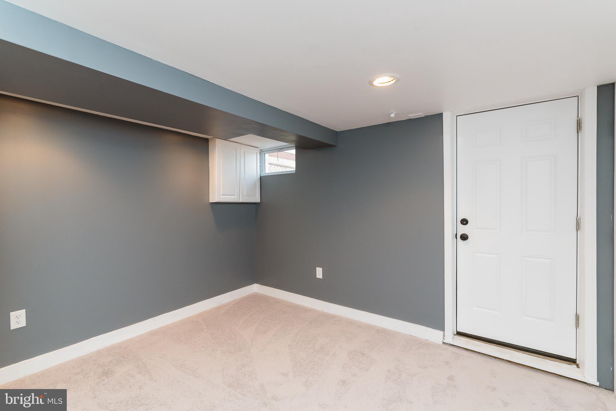 352 Grovethorn Road Baltimore, MD 21220 - Photo 35 of 48 Family Room