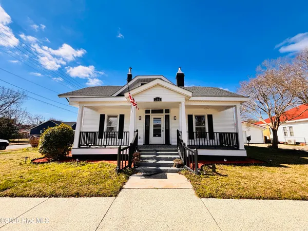 $270,000 | 201 North Massey Street, Selma, NC 27576