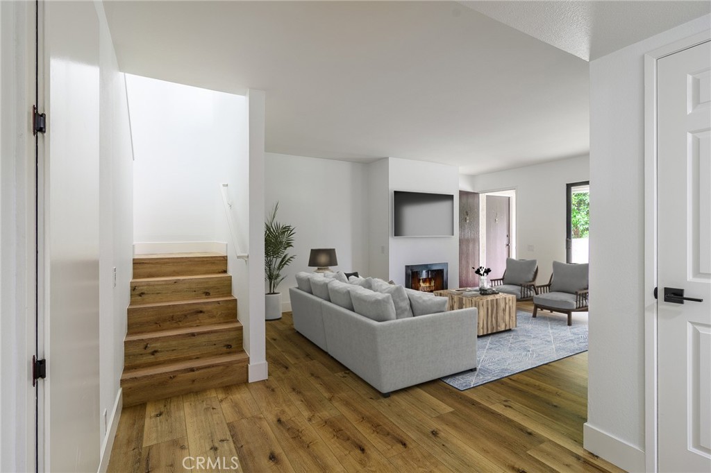 19132 Shoreline Lane, Unit 8 Huntington Beach, CA 92648 - Photo 18 of 32 Virtual staging