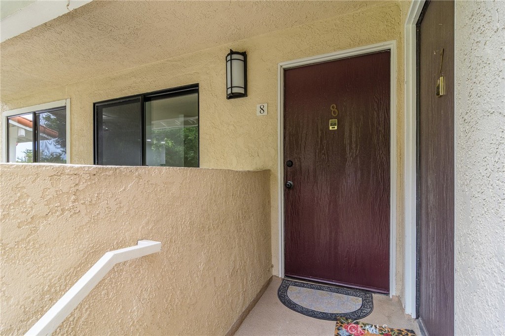 19132 Shoreline Lane, Unit 8 Huntington Beach, CA 92648 - Photo 4 of 32