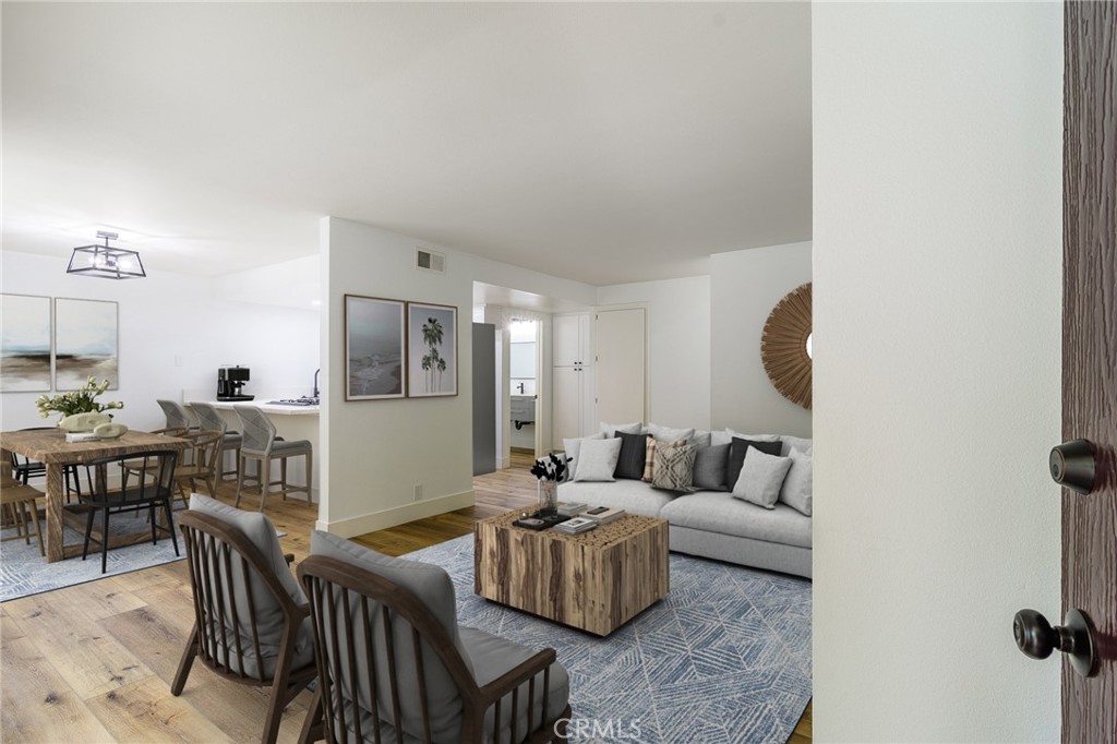 19132 Shoreline Lane, Unit 8 Huntington Beach, CA 92648 - Photo 5 of 32 Virtual staging