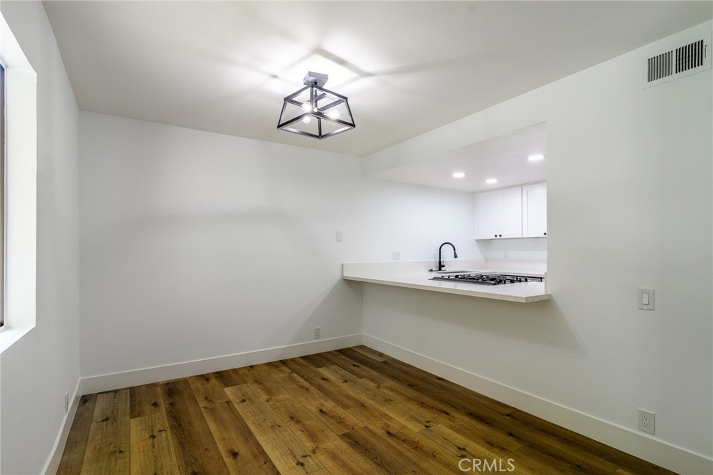 19132 Shoreline Lane, Unit 8 Huntington Beach, CA 92648 - Photo 8 of 32