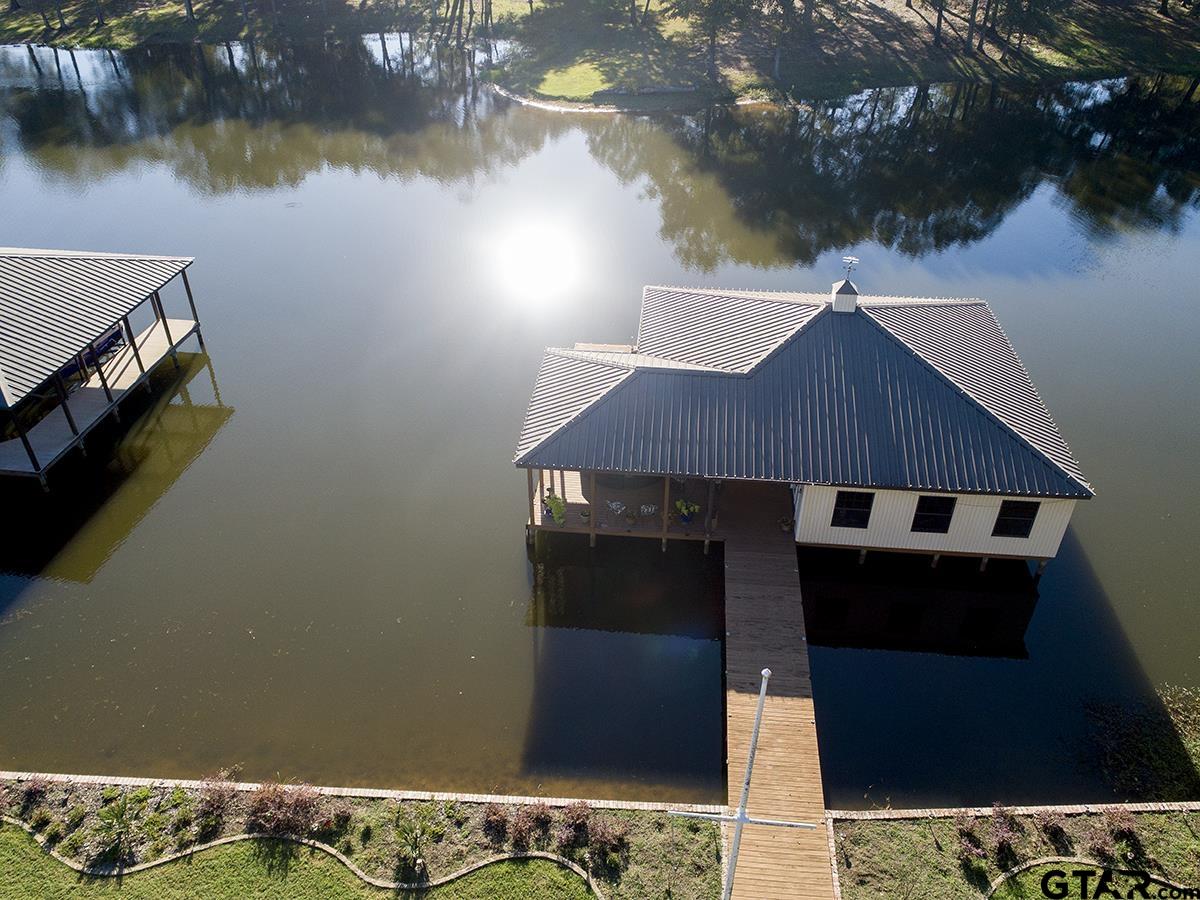 17654 Southpoint Road Whitehouse, TX 75791 - Photo 44 of 47 IDEALLY LOCATED ON BEAUTIFUL LAKE TYLER!