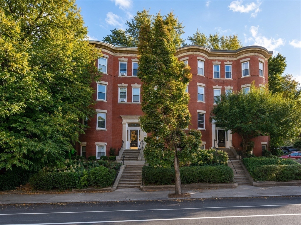 636 Washington Street, Unit 1 Brookline, MA 02446 - Photo 16 of 16