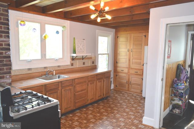 $310,000 | 325 West Knowlton Road, Media, PA 19063