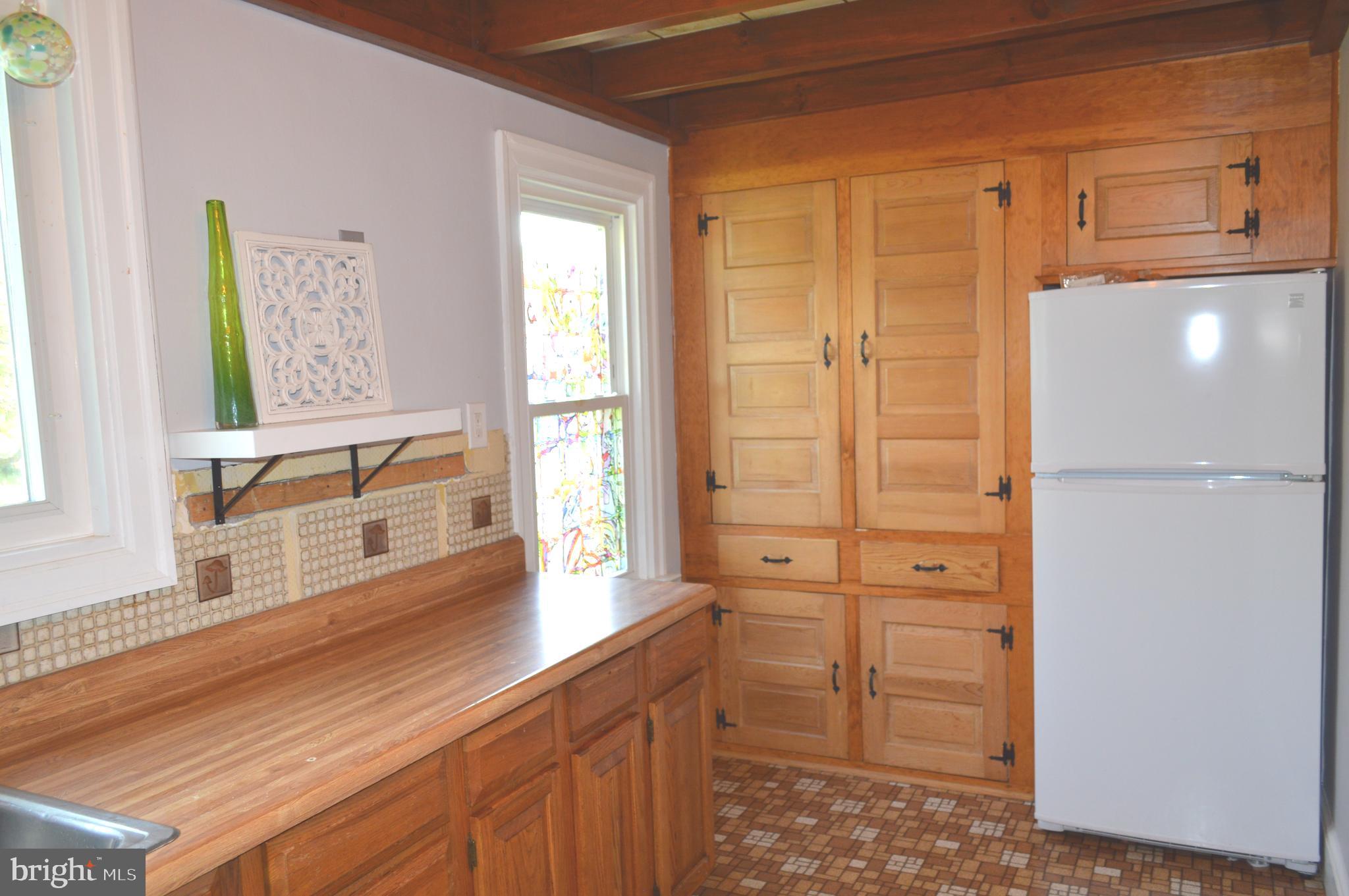 325 West Knowlton Road Media, PA 19063 - Photo 13 of 52 Kitchen, custom pantry cabinets