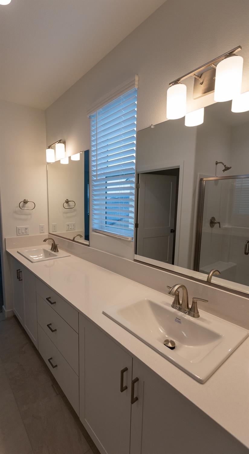 4109 Ash Road Madera, CA 93636 - Photo 8 of 20