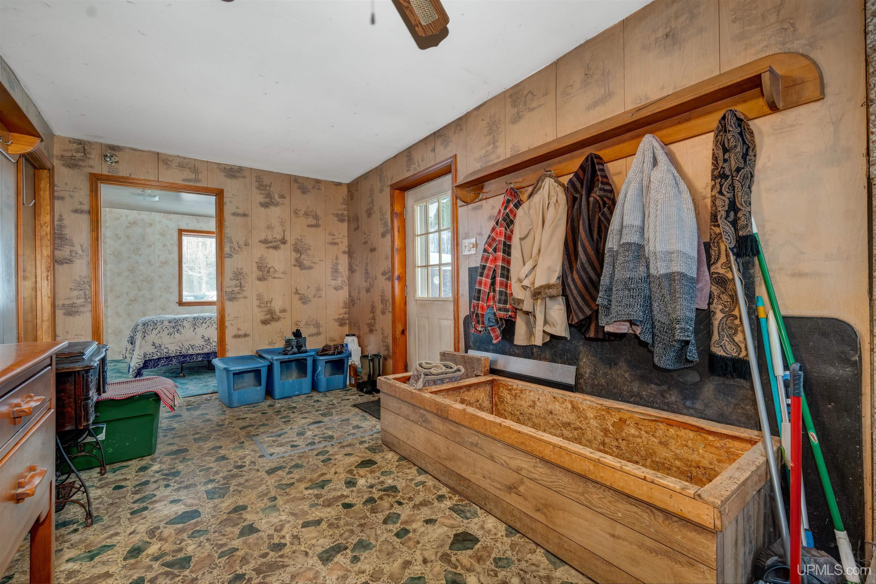 14738 Ll Road Wetmore, MI 49895 - Photo 11 of 37