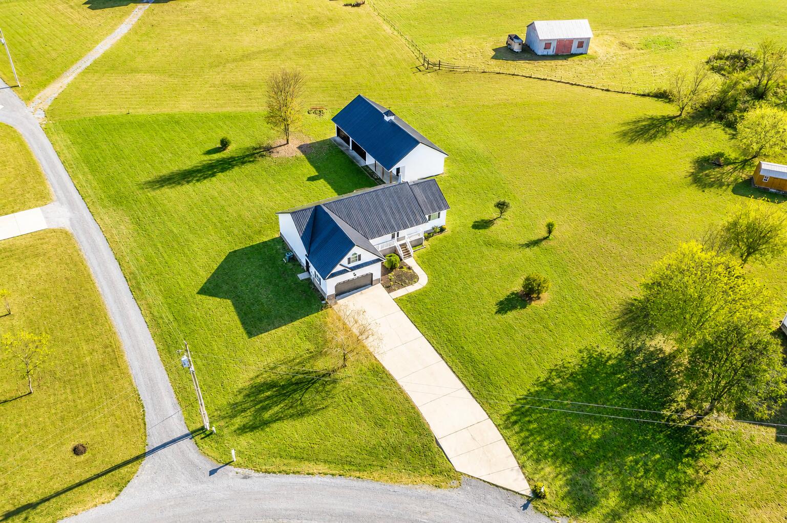 90 Riverside Drive Dunlap, TN 37327 - Photo 2 of 15 9B9C2314-2193-4B55-904A-2833EA1218F6