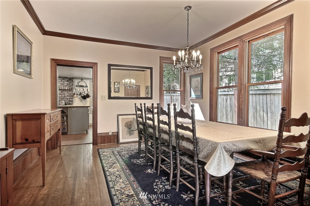 10329 East Riverside Drive Bothell, WA 98011 - Photo 4 of 15
