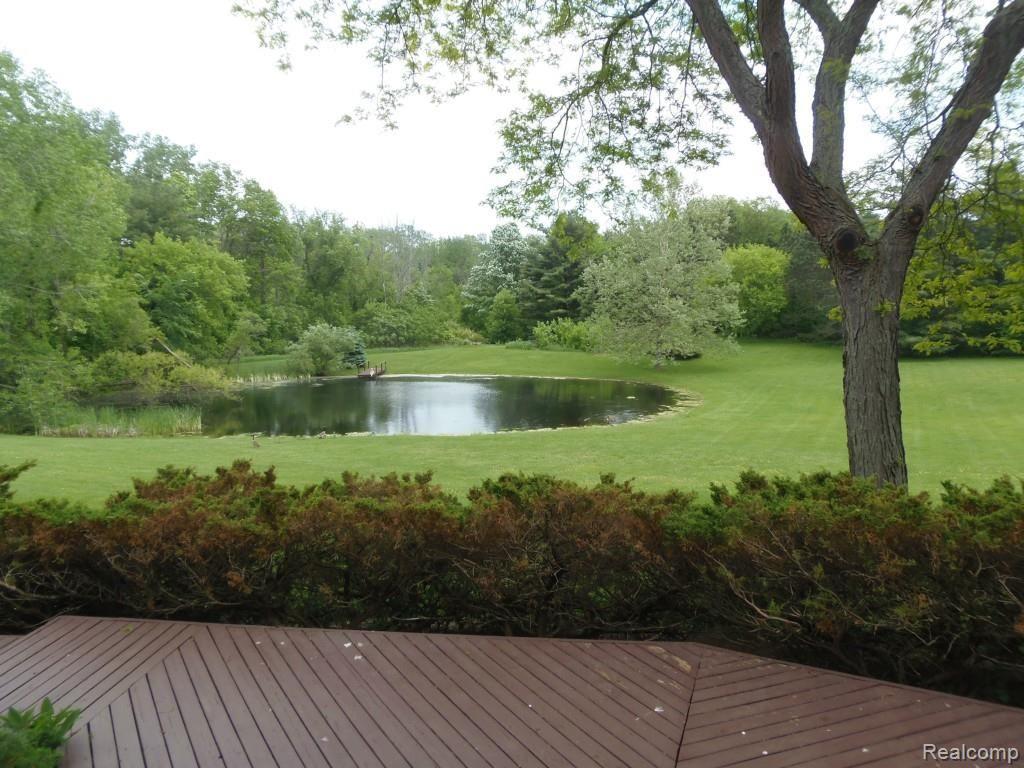 355 North Eager Road Howell, MI 48843 - Photo 3 of 55 104.jpg