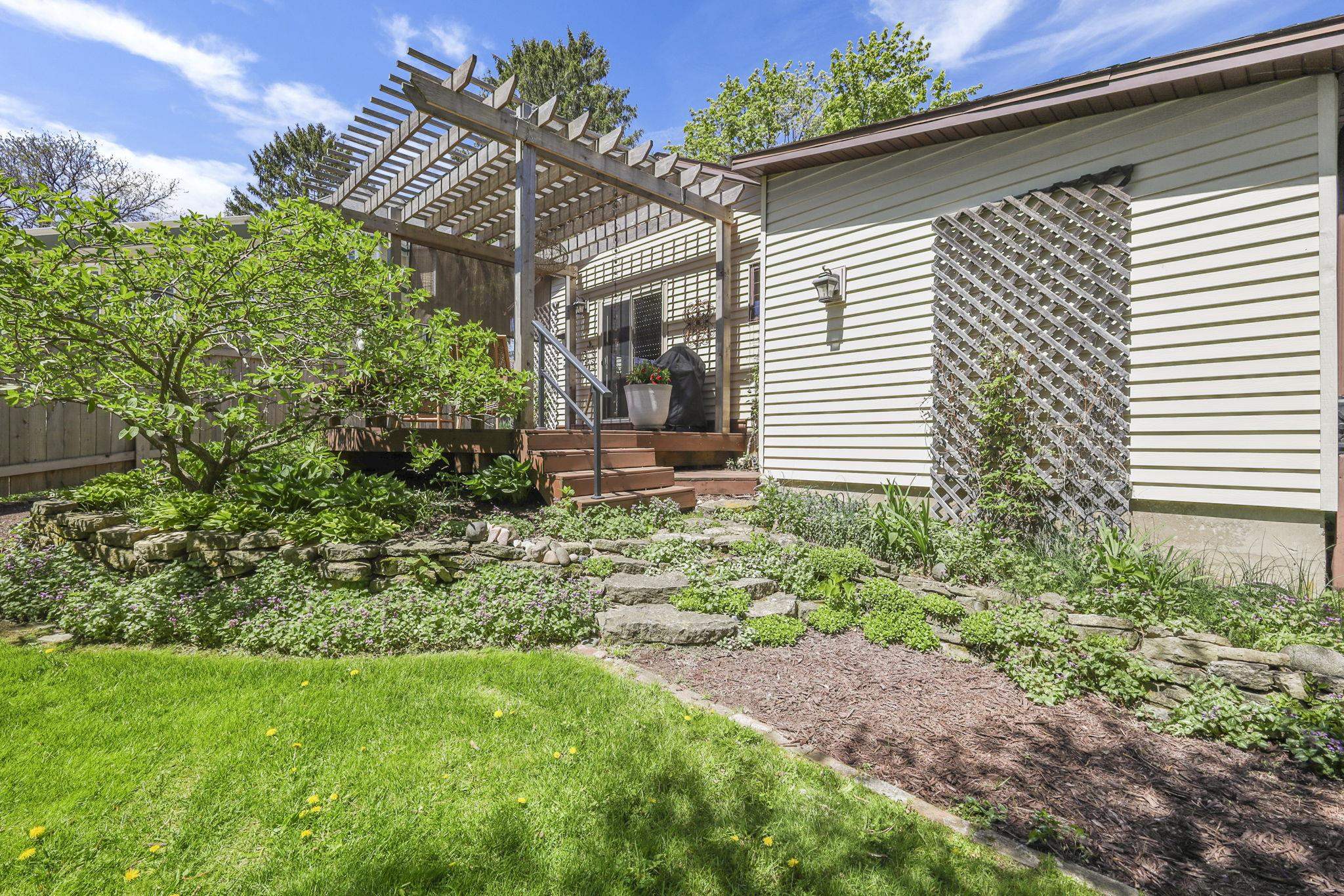 125 Locust Street Lodi, WI 53555 - Photo 10 of 41