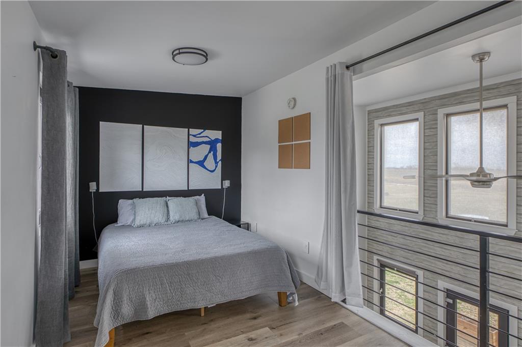 2523 Southeast Wyandotte Road Columbus, KS 66725 - Photo 14 of 29