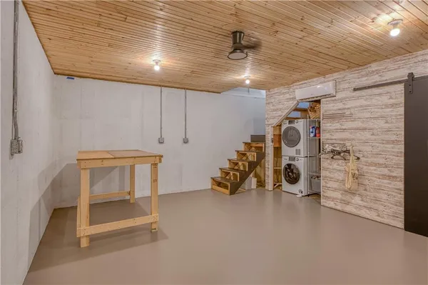 $150,000 | 2523 Southeast Wyandotte Road, Columbus, KS 66725