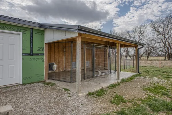 $150,000 | 2523 Southeast Wyandotte Road, Columbus, KS 66725