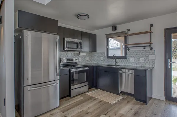 $150,000 | 2523 Southeast Wyandotte Road, Columbus, KS 66725