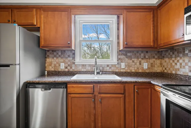 $1,395 | 2033 Laura Drive, Clarksville, TN 37042