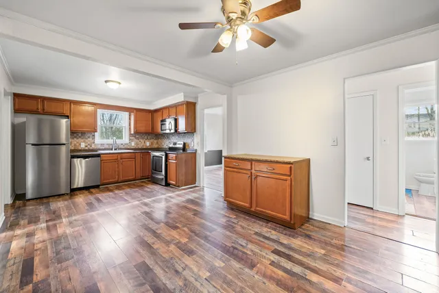 $1,395 | 2033 Laura Drive, Clarksville, TN 37042