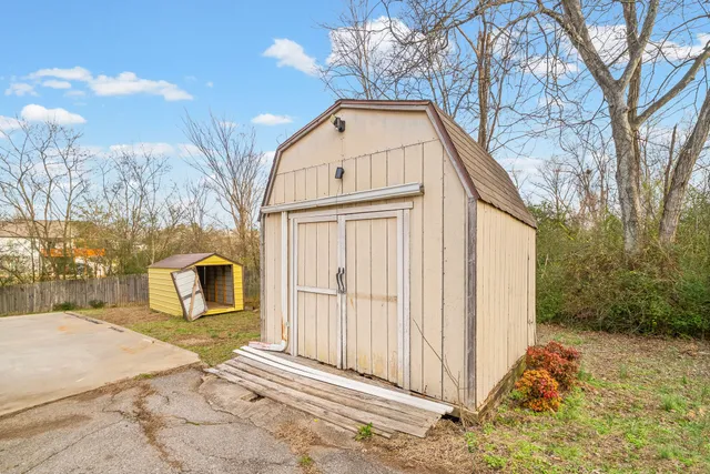 $1,395 | 2033 Laura Drive, Clarksville, TN 37042