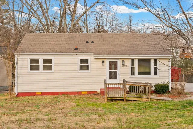 $1,395 | 2033 Laura Drive, Clarksville, TN 37042