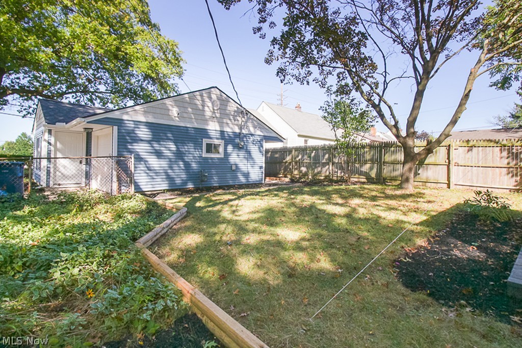 11343 Snow Road Parma Heights, OH 44130 - Photo 22 of 26